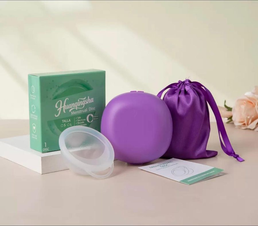 Crystal White disc with purple storage case, purple satin pouch and instruction manual